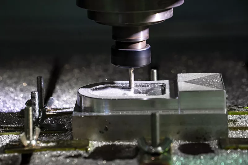 What Is the Difference Between CNC Turning and Milling?
